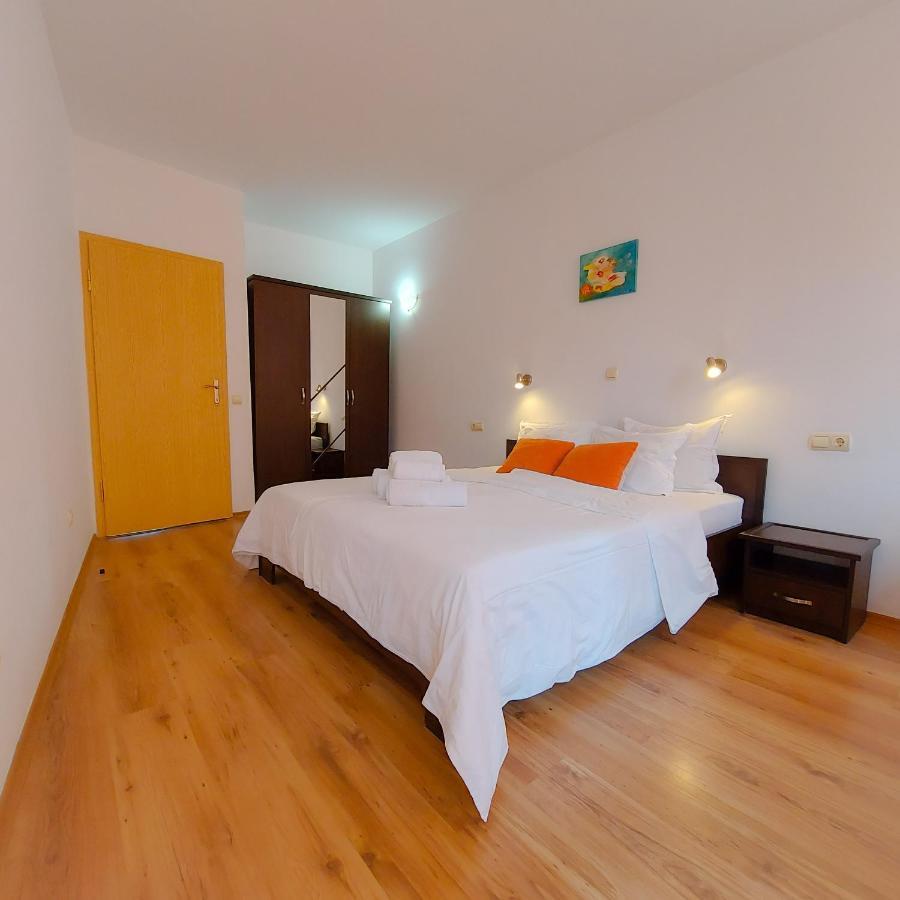 Tomi Family Apartments Sluneční pobřeží Exteriér fotografie